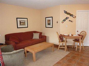Desert Surfside Waterfront Accommodations Osoyoos Kültér fotó